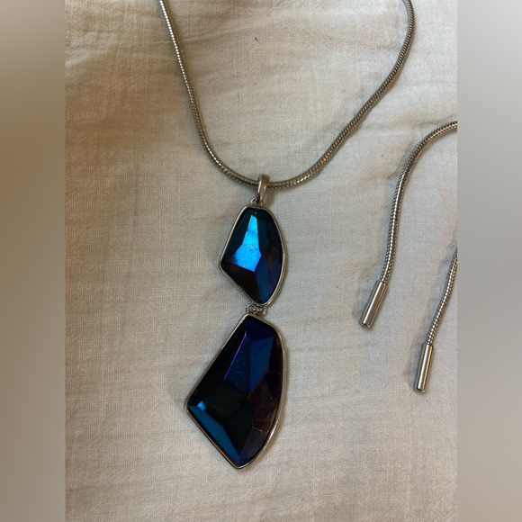 Reversible Pendant Blue to Black‎ Bolo Style Silver Tone Necklace - Picture 1 of 9